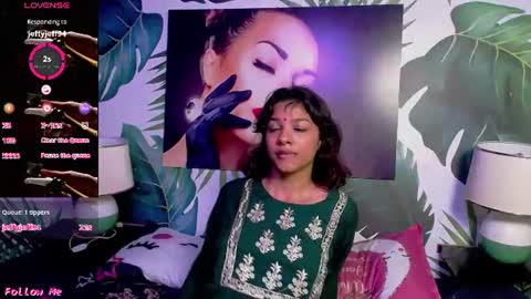 Snapshot of koel_zara_ chatting on 06-22-26, 10:51 koel online show from 06-22-26, 10:51
