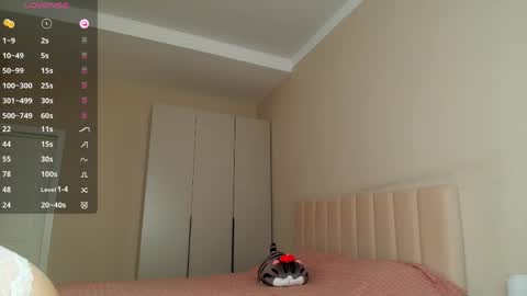 Nani online show from 04-20-26, 01:47