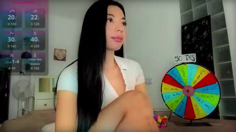 Lisa      online show from 02-07-26, 04:22