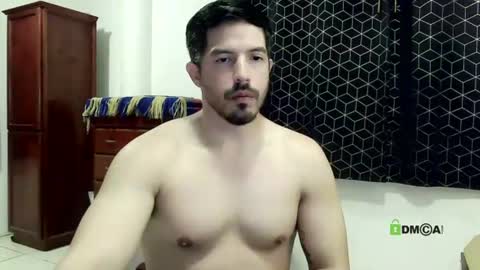 Snapshot of kolombianox chatting on 06-17-26, 03:53 kolombianox online show from 06-17-26, 03:53