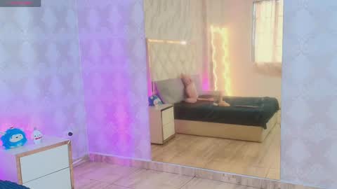 kolyn_tay online show from 04-17-26, 07:06