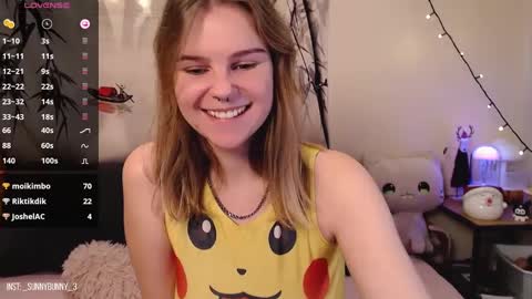 Snapshot of komorebbi chatting on 12-26-24, 11:46 Marta online show from 12-26-24, 11:46