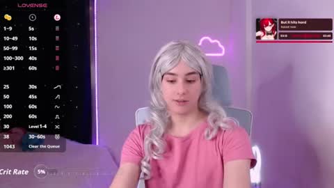 Snapshot of koneko_nya chatting on 06-17-26, 06:42 Riley online show from 06-17-26, 06:42