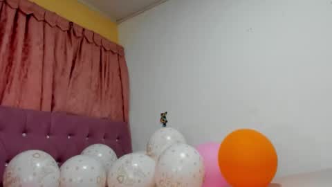 konie Diaz online show from 11-15-25, 10:15