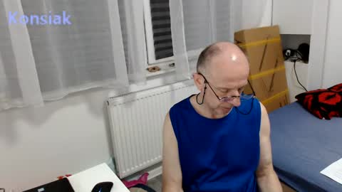 Komsiak online show from 05-10-26, 06:24