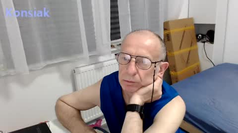 Komsiak online show from 05-12-26, 07:11