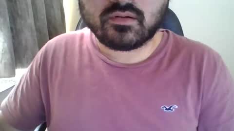 Snapshot of koollondoner chatting on 12-19-25, 12:23 Cheeky pounder online show from 12-19-25, 12:23