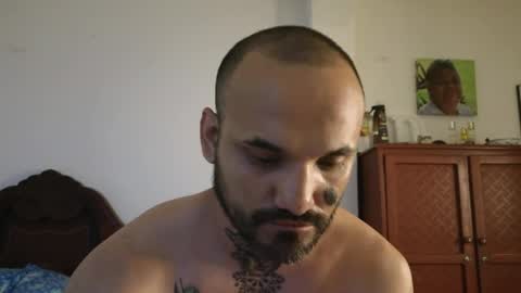 Snapshot of kopular chatting on 05-17-26, 12:30 Diego y Edgar online show from 05-17-26, 12:30