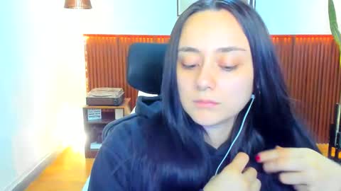 Kora Shadow online show from 12-17-25, 07:42