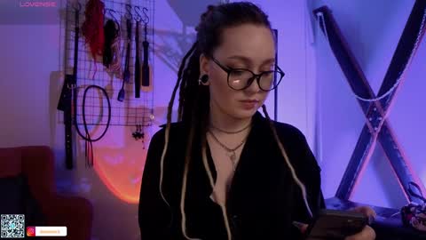 Snapshot of koracrosbie chatting on 02-03-25, 01:19 Kora TG channel online show from 02-03-25, 01:19