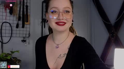 Snapshot of koracrosbie chatting on 02-25-25, 01:28 Kora TG channel online show from 02-25-25, 01:28