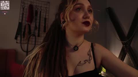 Snapshot of koracrosbie chatting on 09-19-25, 01:45 Kora TG channel online show from 09-19-25, 01:45