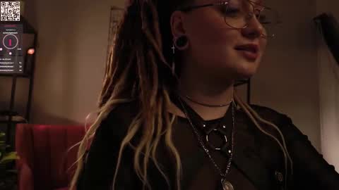 Snapshot of koracrosbie chatting on 10-11-25, 02:04 Kora TG channel online show from 10-11-25, 02:04