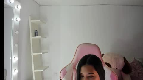 Koral Cuz online show from 03-18-26, 06:22