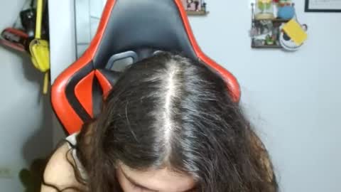 Karoll online show from 12-10-24, 05:17