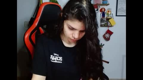 Karoll online show from 12-22-24, 03:11