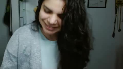 Karoll online show from 10-08-25, 02:09