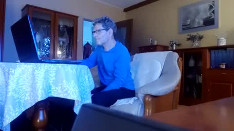 Snapshot of korek24hot chatting on 01-04-25, 02:03 Korek online show from 01-04-25, 02:03