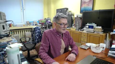 Snapshot of korek24hot chatting on 03-10-25, 04:25 Korek online show from 03-10-25, 04:25