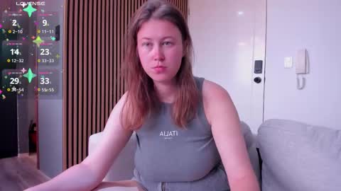 Snapshot of kortney_williams chatting on 12-04-25, 08:17 Twiix online show from 12-04-25, 08:17