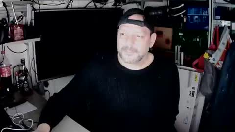 Kosta online show from 12-19-24, 06:23