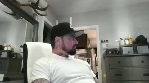 Snapshot of koululier23 chatting on 10-14-25, 02:34 koululier23 online show from 10-14-25, 02:34