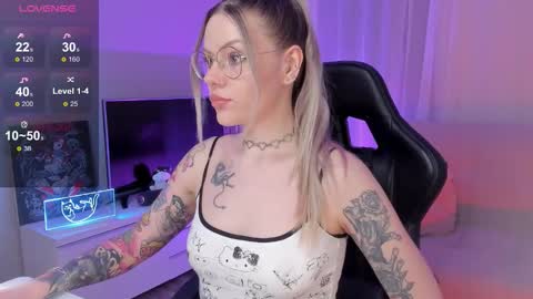 Jess online show from 10-18-25, 04:30