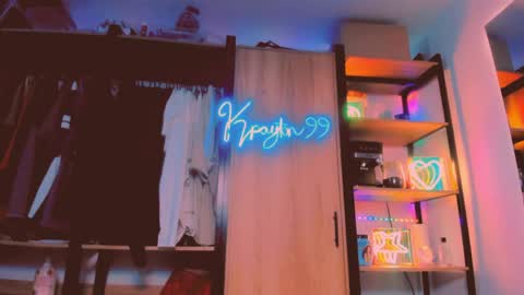 Khloe online show from 04-04-26, 02:43