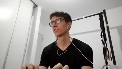 Facu online show from 12-05-25, 01:25