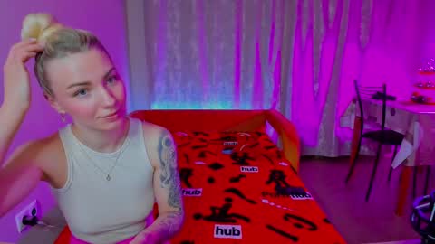 Snapshot of kratoslisandra chatting on 03-02-25, 09:43 Lisandra online show from 03-02-25, 09:43