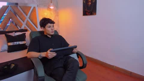 Kraven online show from 09-28-25, 03:01