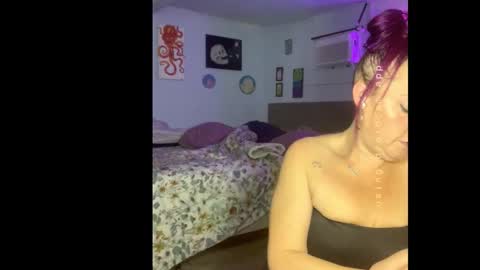 Snapshot of kreamyk420 chatting on 02-01-26, 10:14 kreamyk420 online show from 02-01-26, 10:14