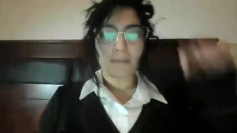 kreepyh0e_ online show from 06-08-26, 10:21