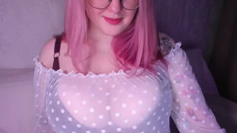 Snapshot of kriisrus chatting on 01-08-25, 10:37 KrisRus online show from 01-08-25, 10:37