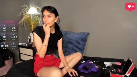 Nahomi online show from 11-21-25, 11:42