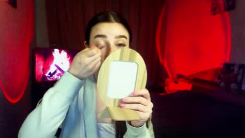 Kris online show from 10-13-25, 05:18