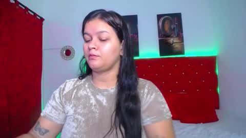 Snapshot of kriss_sweetboobs chatting on 02-15-25, 12:11 kriss_sweetboobs online show from 02-15-25, 12:11