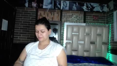 Snapshot of kriss_sweetboobs chatting on 02-22-25, 12:40 kriss_sweetboobs online show from 02-22-25, 12:40