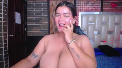 Snapshot of kriss_sweetboobs chatting on 02-26-25, 03:30 kriss_sweetboobs online show from 02-26-25, 03:30