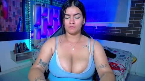kriss_sweetboobs online show from 04-18-26, 07:58