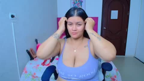 kriss_sweetboobs online show from 07-14-26, 01:06