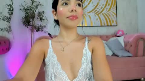 Snapshot of krissi_latore chatting on 05-16-26, 12:59 Krisstine online show from 05-16-26, 12:59