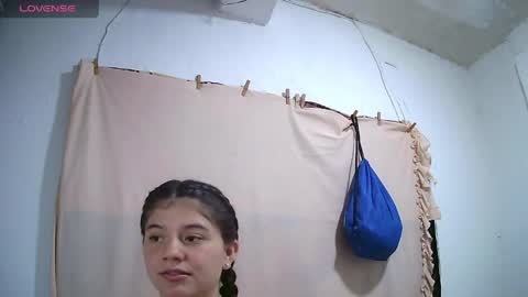 krissone online show from 04-11-26, 09:19