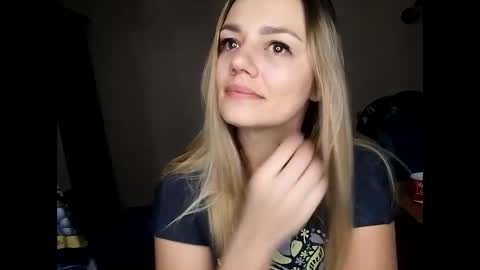 KrissSexi online show from 12-18-24, 11:45