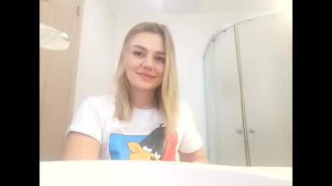 KrissSexi online show from 02-14-25, 08:59