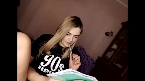 KrissSexi online show from 03-03-25, 05:42