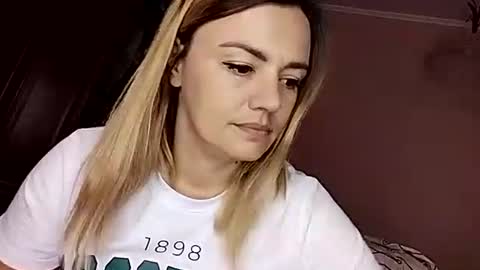 KrissSexi online show from 10-05-25, 11:08