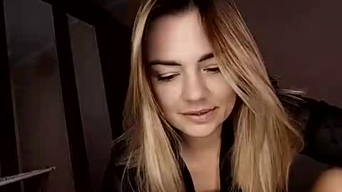 KrissSexi online show from 10-16-25, 05:41