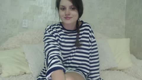 Snapshot of krissvoss chatting on 04-06-26, 09:16 krissvoss online show from 04-06-26, 09:16