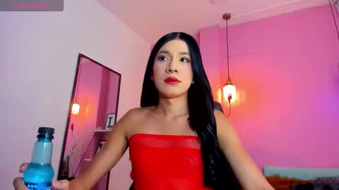 Snapshot of kristall_swan chatting on 09-18-25, 02:13 Kristall online show from 09-18-25, 02:13